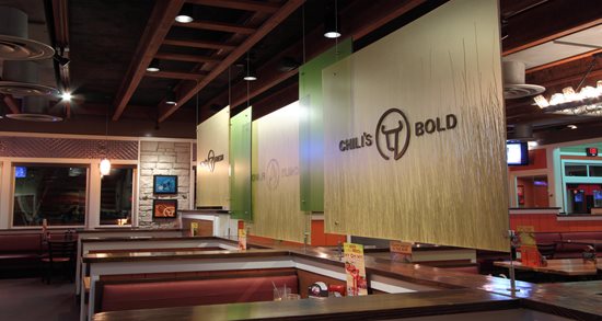 Chili's grill & bar bold sign