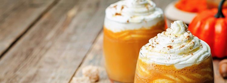 Ice honey pumpkin spice latte with whipped cream